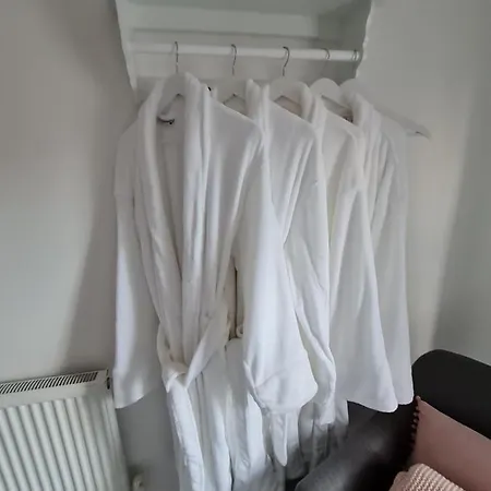 Feriehus Old Post Office - Hot Tub, Real Fire, Cumbrian Lakes Coastal St Bees