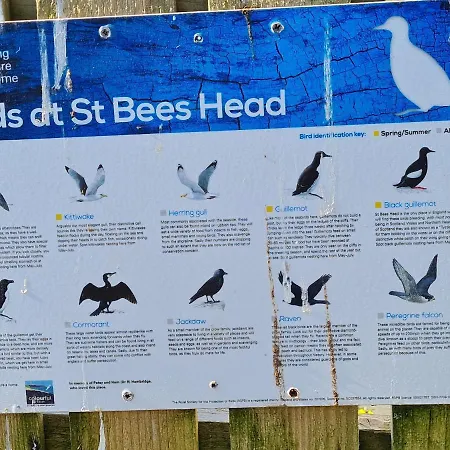 Old Post Office - Hot Tub, Real Fire, Cumbrian Lakes Coastal *