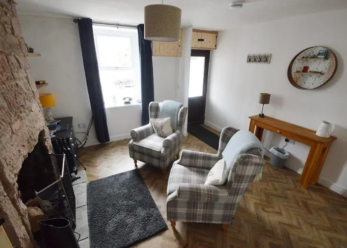 Old Post Office - Hot Tub, Real Fire, Cumbrian Lakes Coastal * St Bees