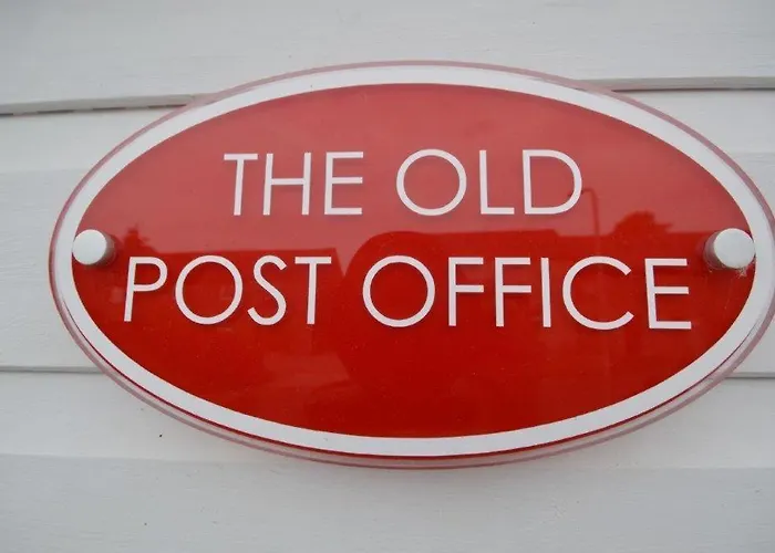 Old Post Office - Hot Tub, Real Fire, Cumbrian Lakes Coastal *